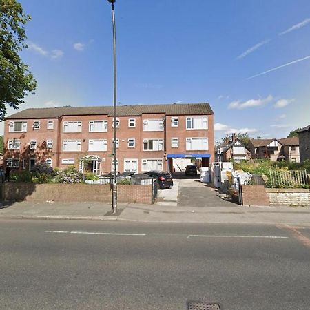 Conveniently Situated 1Bed Apt In Stretford Manchester Exterior foto