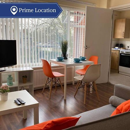 Conveniently Situated 1Bed Apt In Stretford Manchester Exterior foto