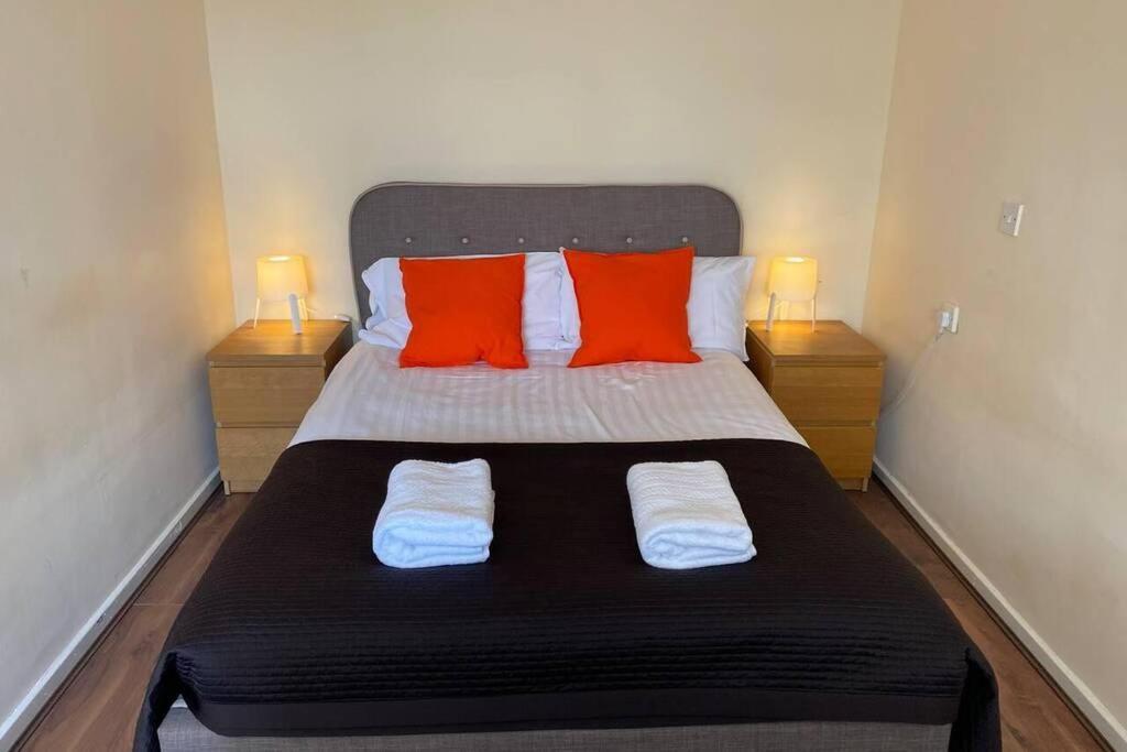 Conveniently Situated 1Bed Apt In Stretford Manchester Exterior foto